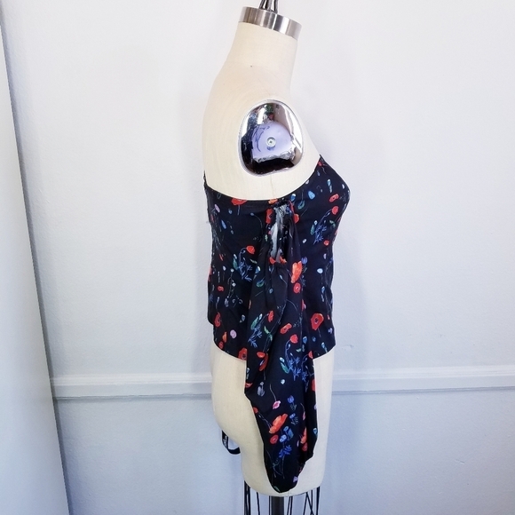 🌸NEW PrettyLittleThing | Floral bardot top - Picture 6 of 13